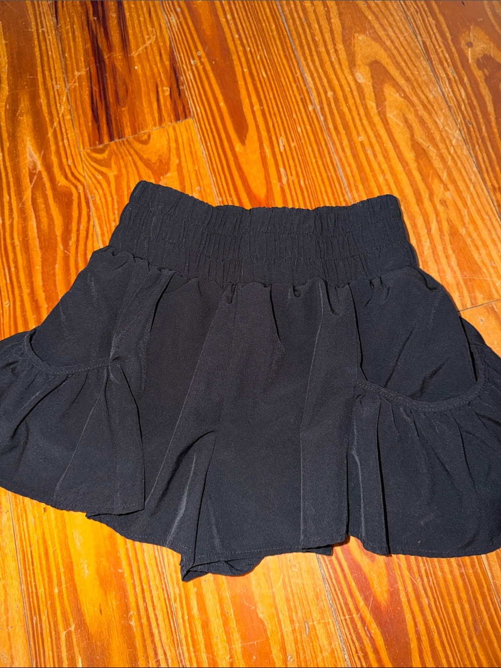 Black Women's Ruffle Mini Skirt